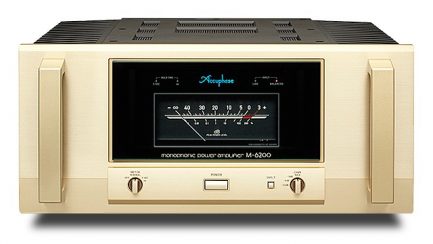 Amplificatore finale Accuphase M-6200